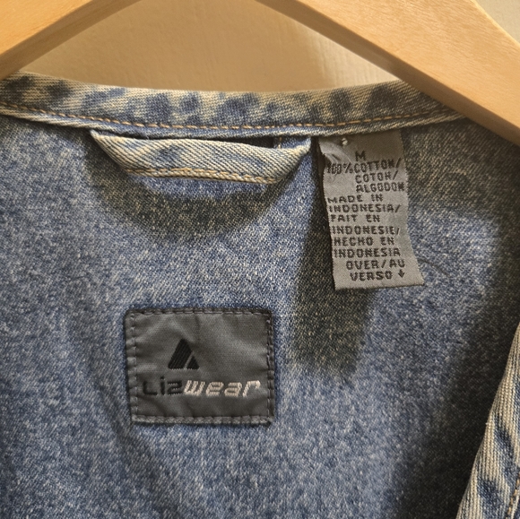 Lizwear Denim Utility Vest - Picture 3 of 3